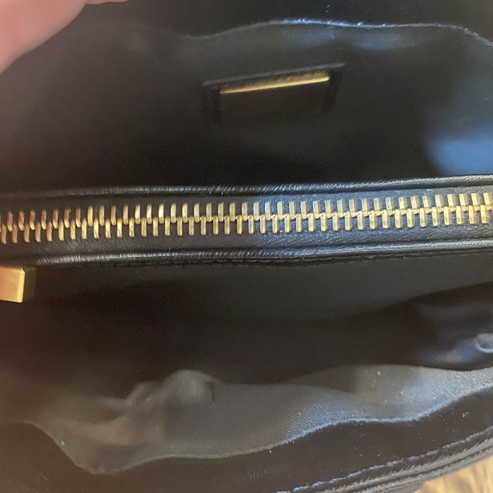 Fendi leather baguette bag - Picture 7 of 16